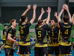  Волейболисты СШОР "Самотлор" одержали первую победу в финале чемпионата России среди команд Молодежной волейбольной лиги 