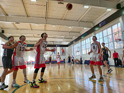  Награды нашли героев! 