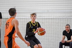  4 команды из Нижневартовска и Мегиона взяли старт в открытом первенстве Нижневартовска по баскетболу среди юношей 2007-2009 г.р. 