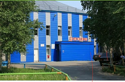  В нижневартовске сносят один из старейших спорткомплексов 