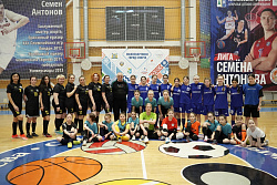  Заряжаемся эмоциями на мастер-классе по футболу! 