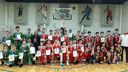 В финале победили хозяева.