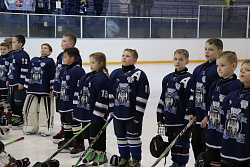  В Нижневартовске стартовал "Открытый турнир по хоккею, посвященный Дню защитника Отечества" среди юношей 2014г.р. 