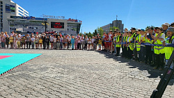  На площади спорткомплекса «Олимпия» торжественно открыли третьею смену лагерей дневного пребывания 