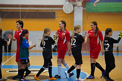 Футбольный матч поколений удался!