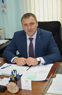  Поздравление с Днём физкультурника. 