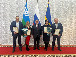  Вклад сотрудников спортивной школы «Самотлор» в развитие Нижневартовска отмечен наградами 