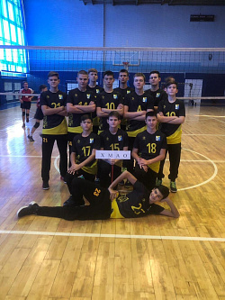 Бронза волейболистов СШОР "Самотлор"